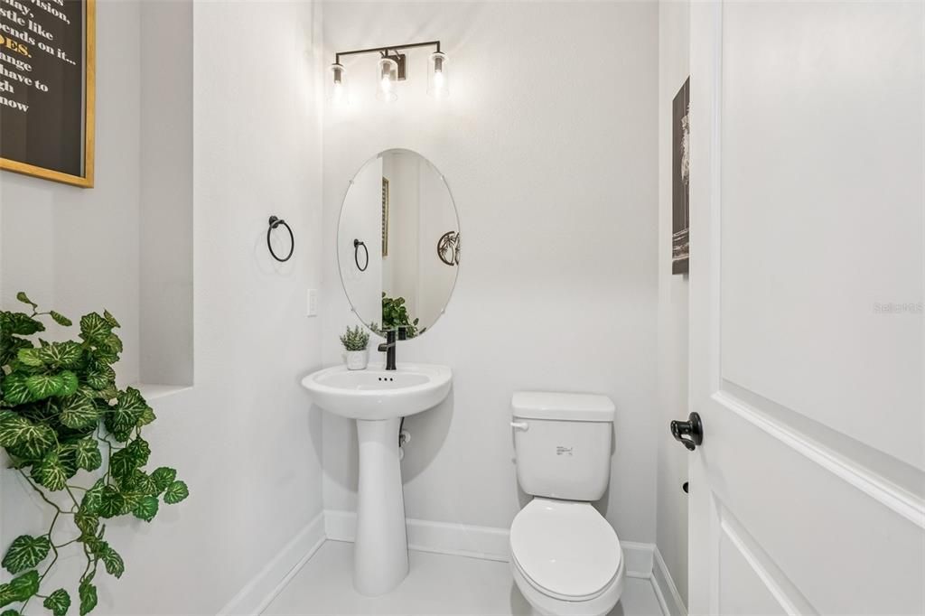 For Sale: $1,200,000 (4 beds, 3 baths, 3072 Square Feet)