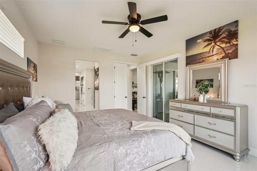 For Sale: $1,200,000 (4 beds, 3 baths, 3072 Square Feet)