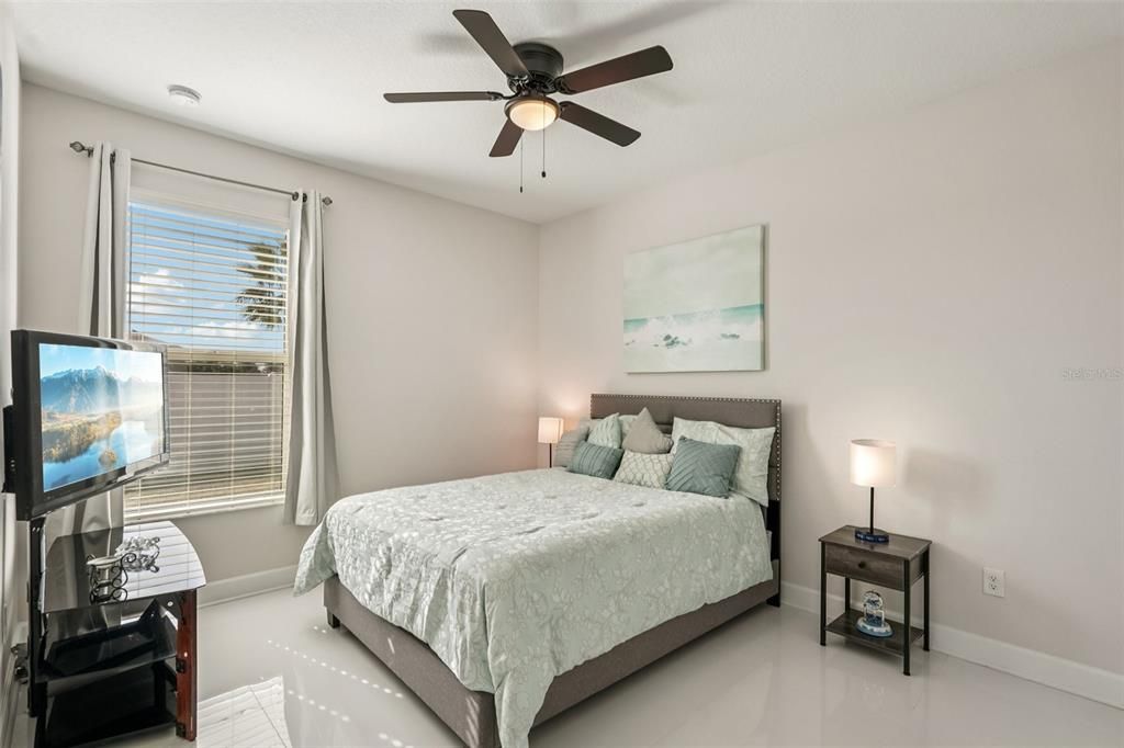 For Sale: $1,200,000 (4 beds, 3 baths, 3072 Square Feet)