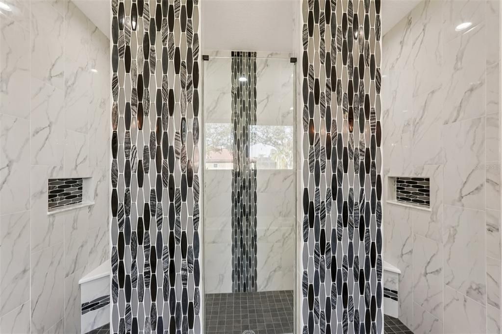 For Sale: $1,200,000 (4 beds, 3 baths, 3072 Square Feet)