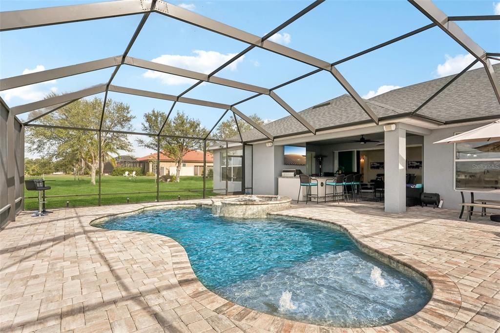 For Sale: $1,200,000 (4 beds, 3 baths, 3072 Square Feet)