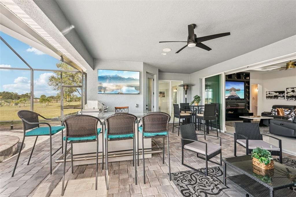 For Sale: $1,200,000 (4 beds, 3 baths, 3072 Square Feet)