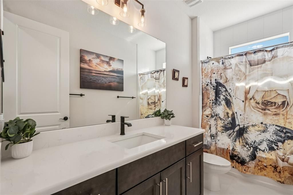 For Sale: $1,200,000 (4 beds, 3 baths, 3072 Square Feet)