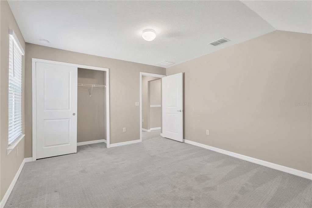 待售: $685,000 (4 贝兹, 3 浴室, 2736 平方英尺)