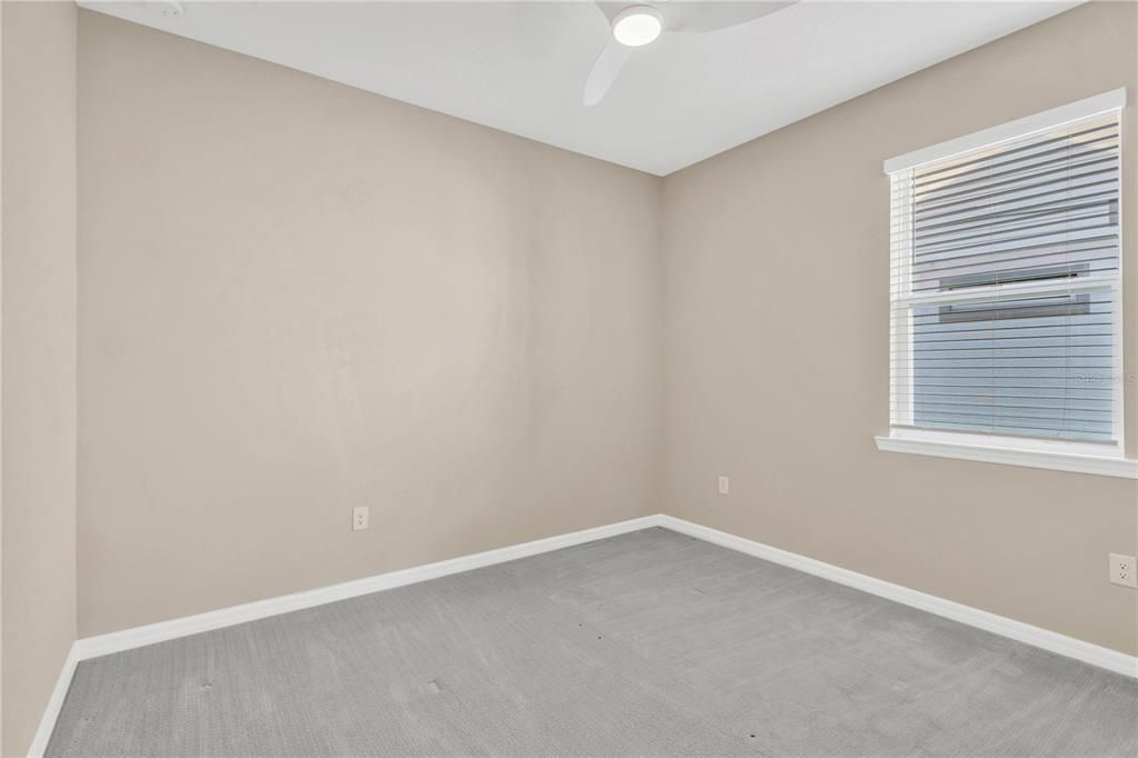 待售: $685,000 (4 贝兹, 3 浴室, 2736 平方英尺)