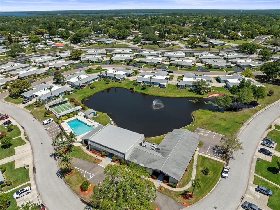 На продажу: $165,000 (1 спален, 1 ванн, 949 Квадратных фут)