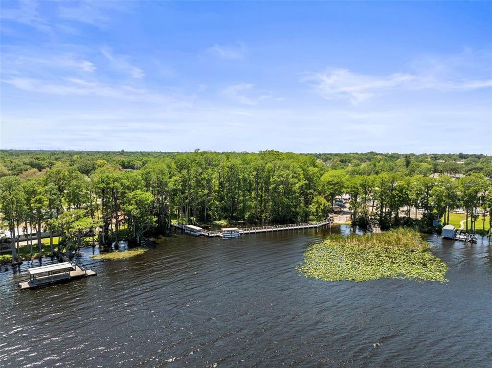 На продажу: $165,000 (1 спален, 1 ванн, 949 Квадратных фут)