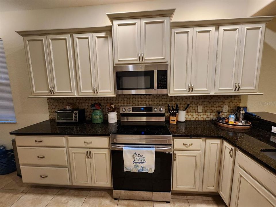 出租: $2,600 (2 贝兹, 2 浴室, 1328 平方英尺)