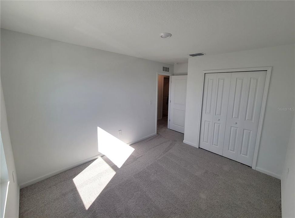 En Renta: $2,200 (4 camas, 2 baños, 1880 Pies cuadrados)