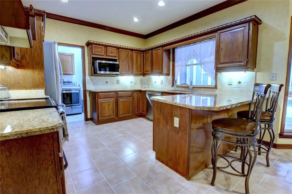 На продажу: $849,900 (4 спален, 3 ванн, 3189 Квадратных фут)