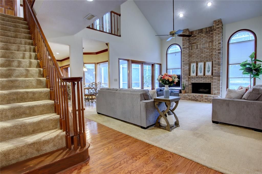 На продажу: $849,900 (4 спален, 3 ванн, 3189 Квадратных фут)