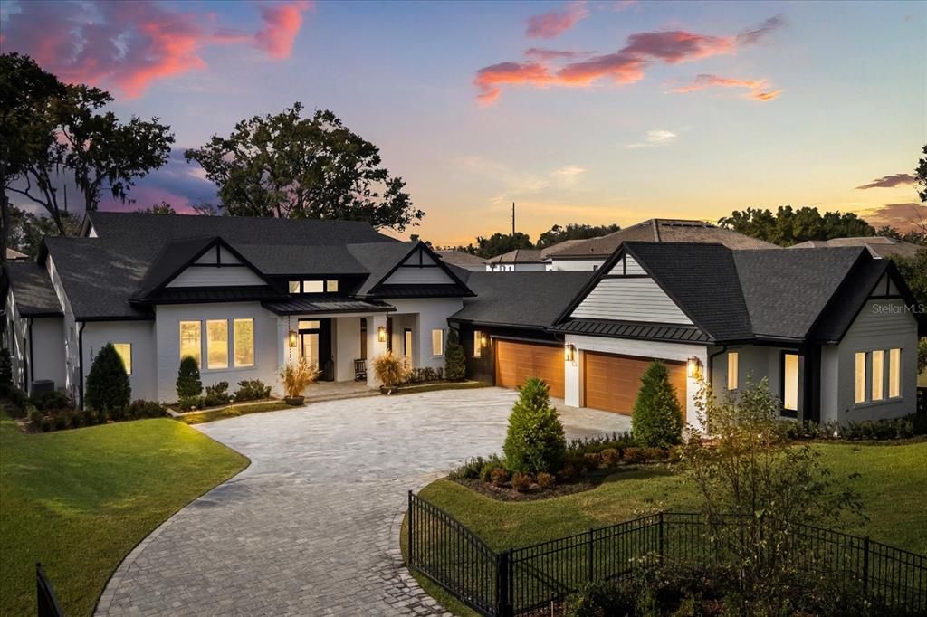 En Venta: $3,995,000 (5 camas, 4 baños, 5772 Pies cuadrados)