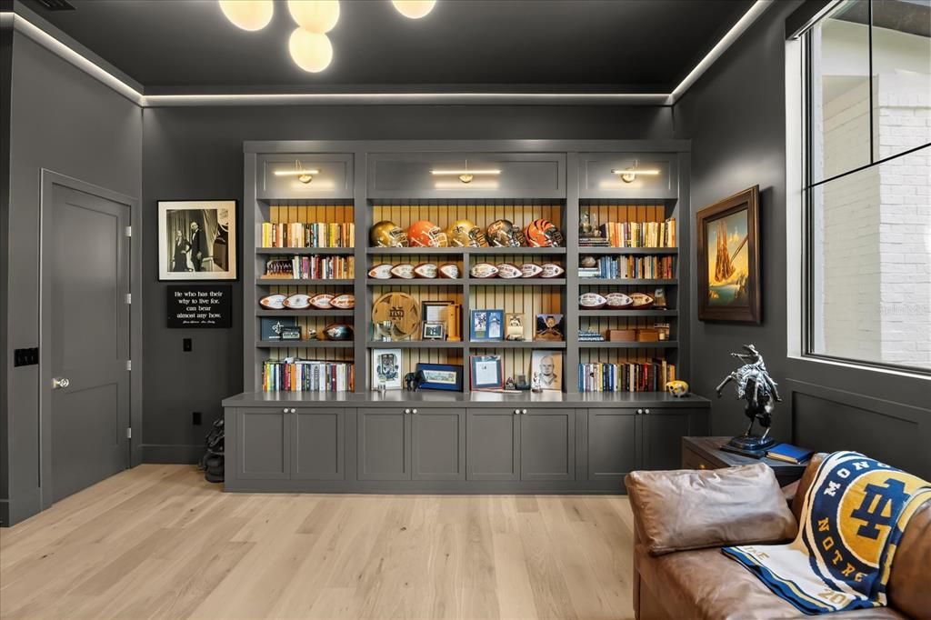 En Venta: $3,995,000 (5 camas, 4 baños, 5772 Pies cuadrados)