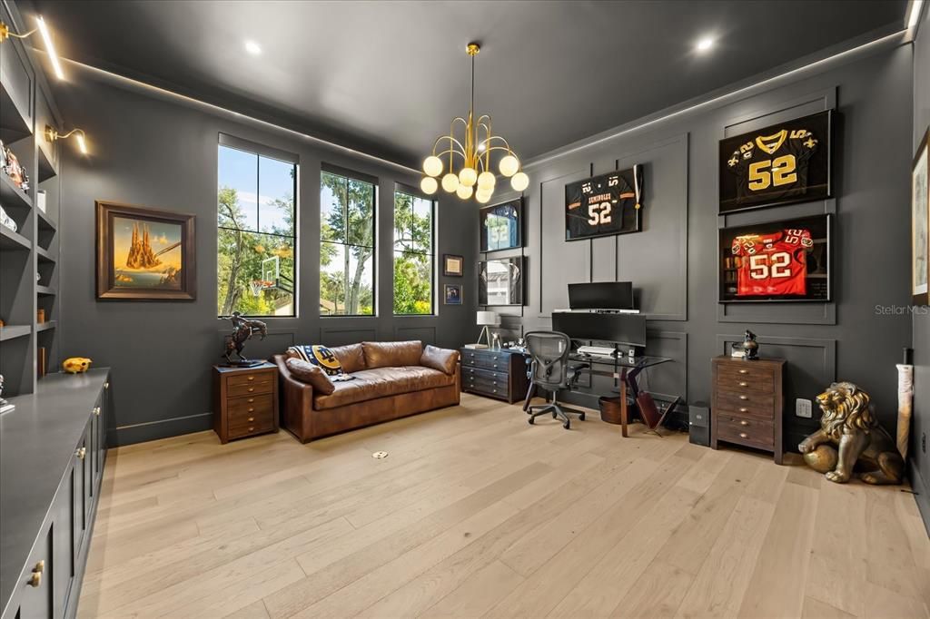 En Venta: $3,995,000 (5 camas, 4 baños, 5772 Pies cuadrados)