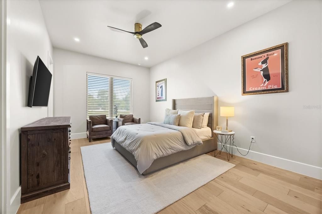 En Venta: $3,995,000 (5 camas, 4 baños, 5772 Pies cuadrados)