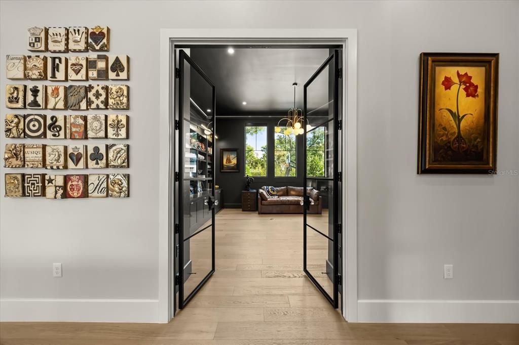 En Venta: $3,995,000 (5 camas, 4 baños, 5772 Pies cuadrados)