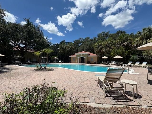 For Rent: $2,650 (4 beds, 3 baths, 1649 Square Feet)