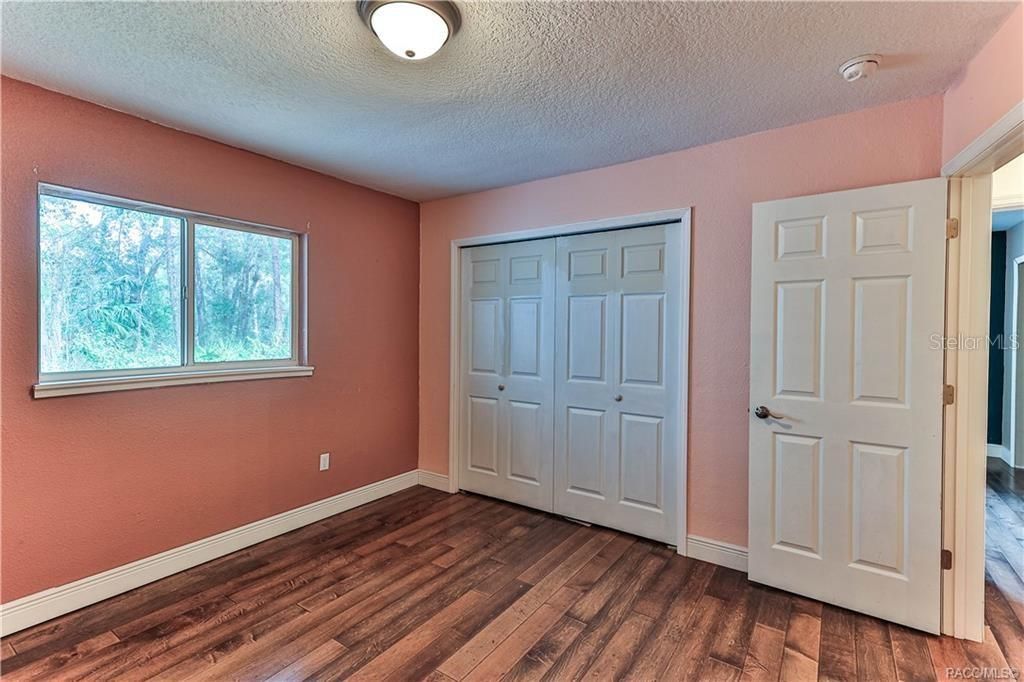 На продажу: $425,000 (5 спален, 3 ванн, 2987 Квадратных фут)