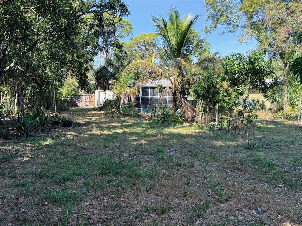 出租: $2,795 (3 贝兹, 2 浴室, 1097 平方英尺)