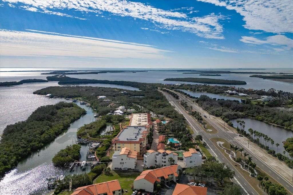 На продажу: $879,000 (3 спален, 3 ванн, 2000 Квадратных фут)