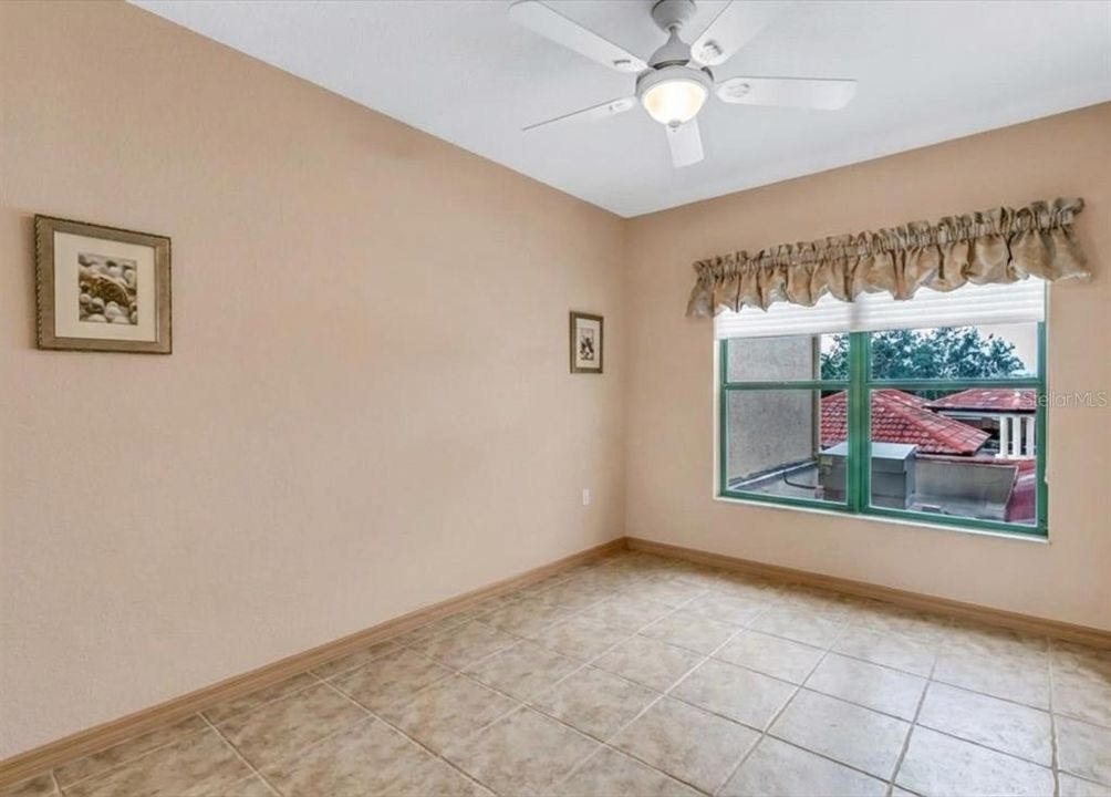 На продажу: $879,000 (3 спален, 3 ванн, 2000 Квадратных фут)