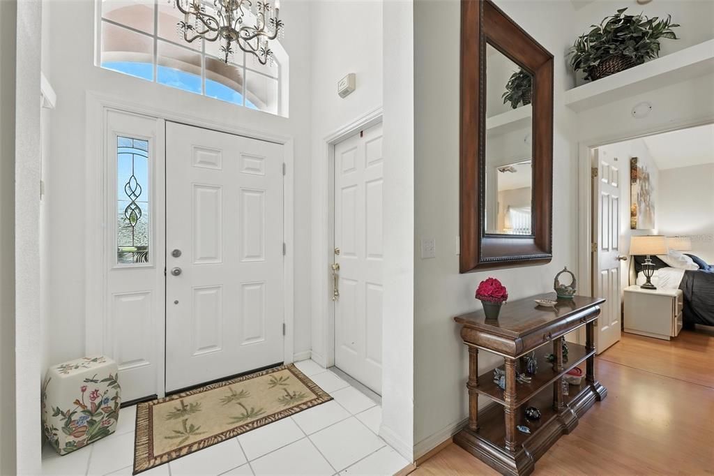 Active With Contract: $315,000 (2 beds, 2 baths, 1386 Square Feet)