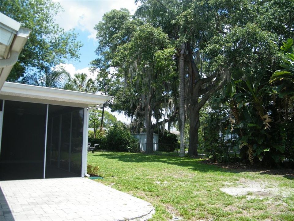 出租: $4,250 (3 贝兹, 3 浴室, 1594 平方英尺)