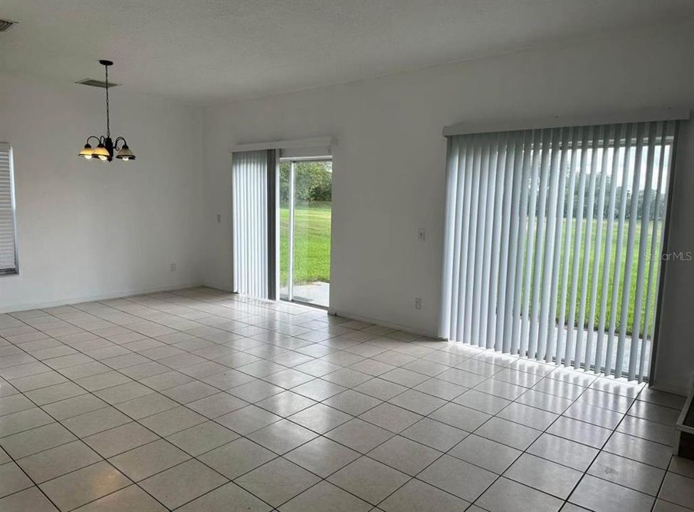 For Sale: $270,000 (3 beds, 2 baths, 1455 Square Feet)