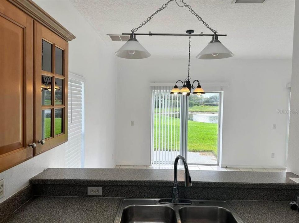 For Sale: $270,000 (3 beds, 2 baths, 1455 Square Feet)