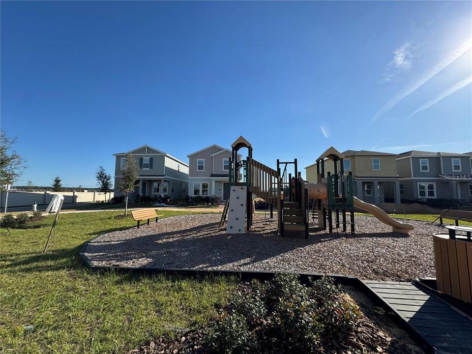 В аренду: $3,190 (4 спален, 3 ванн, 2088 Квадратных фут)