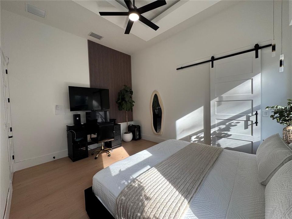 На продажу: $979,900 (5 спален, 4 ванн, 3117 Квадратных фут)