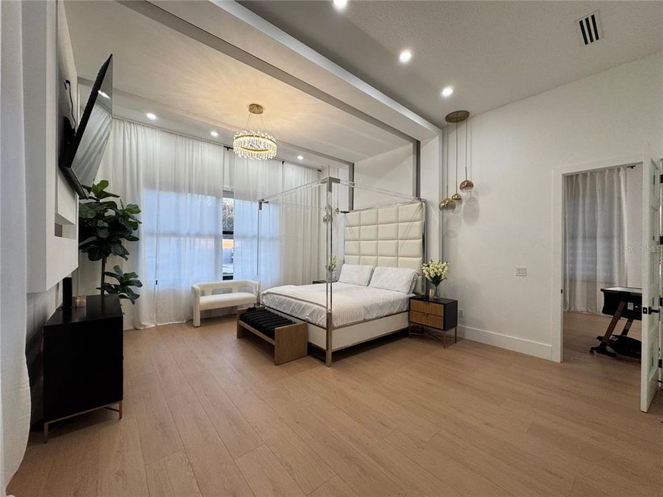 На продажу: $979,900 (5 спален, 4 ванн, 3117 Квадратных фут)