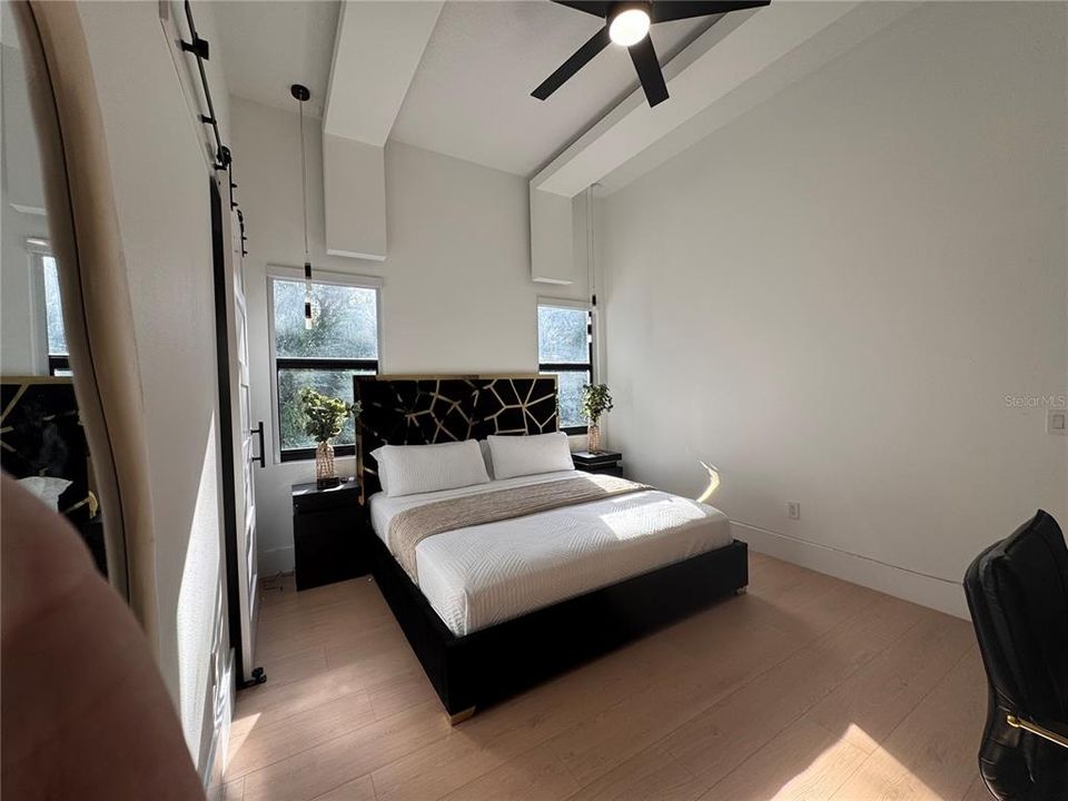 На продажу: $979,900 (5 спален, 4 ванн, 3117 Квадратных фут)