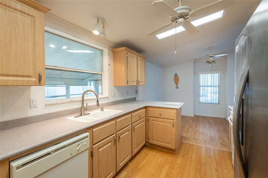 En Venta: $200,000 (3 camas, 2 baños, 1277 Pies cuadrados)