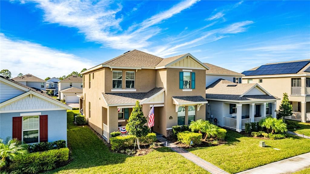 En Venta: $618,999 (4 camas, 3 baños, 2298 Pies cuadrados)