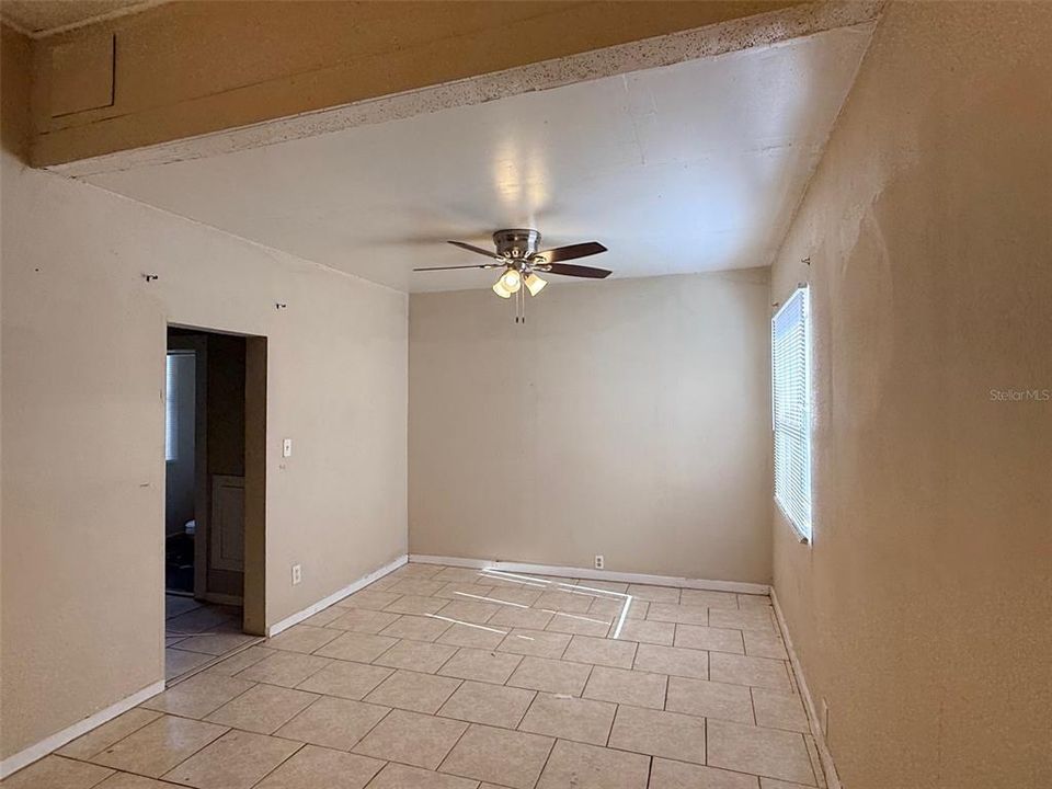 En Renta: $1,895 (3 camas, 2 baños, 1311 Pies cuadrados)