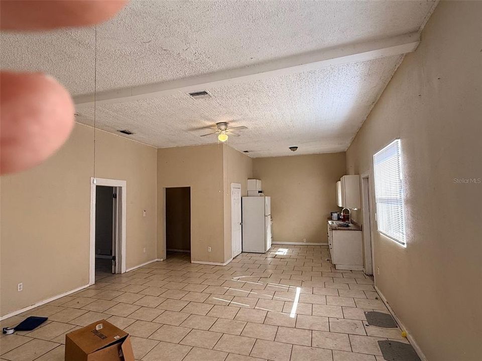 En Renta: $1,895 (3 camas, 2 baños, 1311 Pies cuadrados)