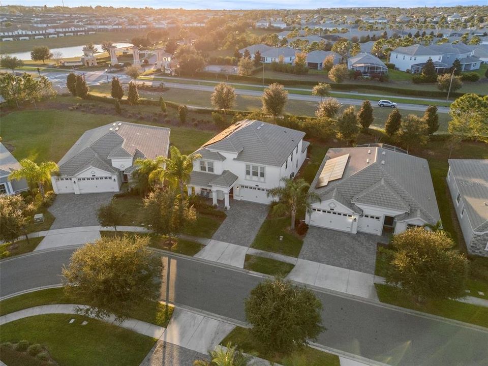 For Sale: $530,000 (5 beds, 4 baths, 3809 Square Feet)