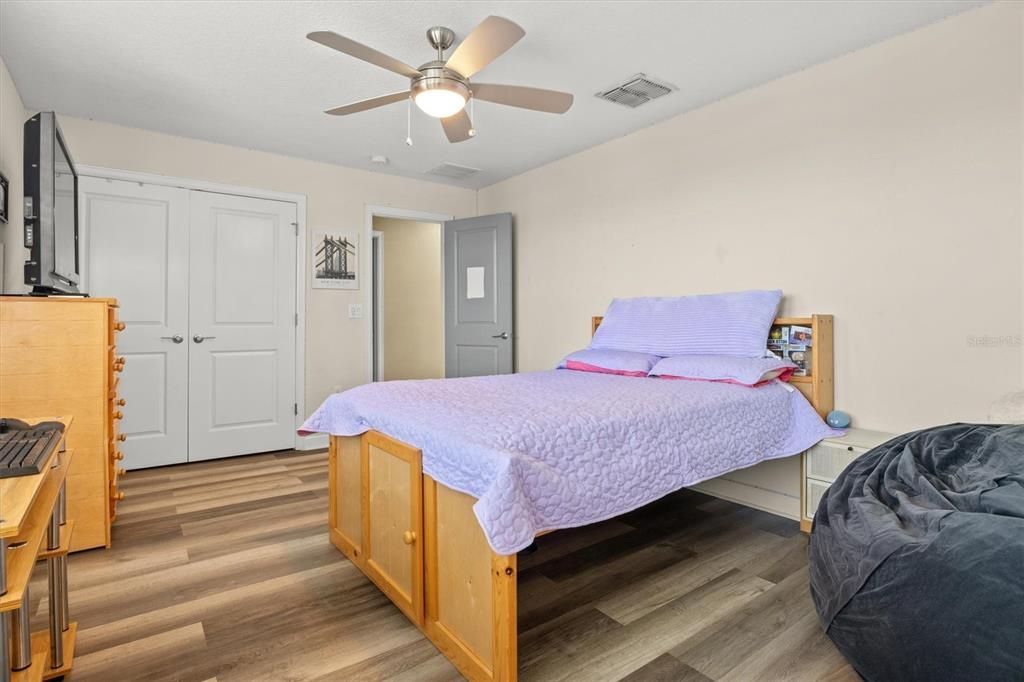 For Sale: $530,000 (5 beds, 4 baths, 3809 Square Feet)