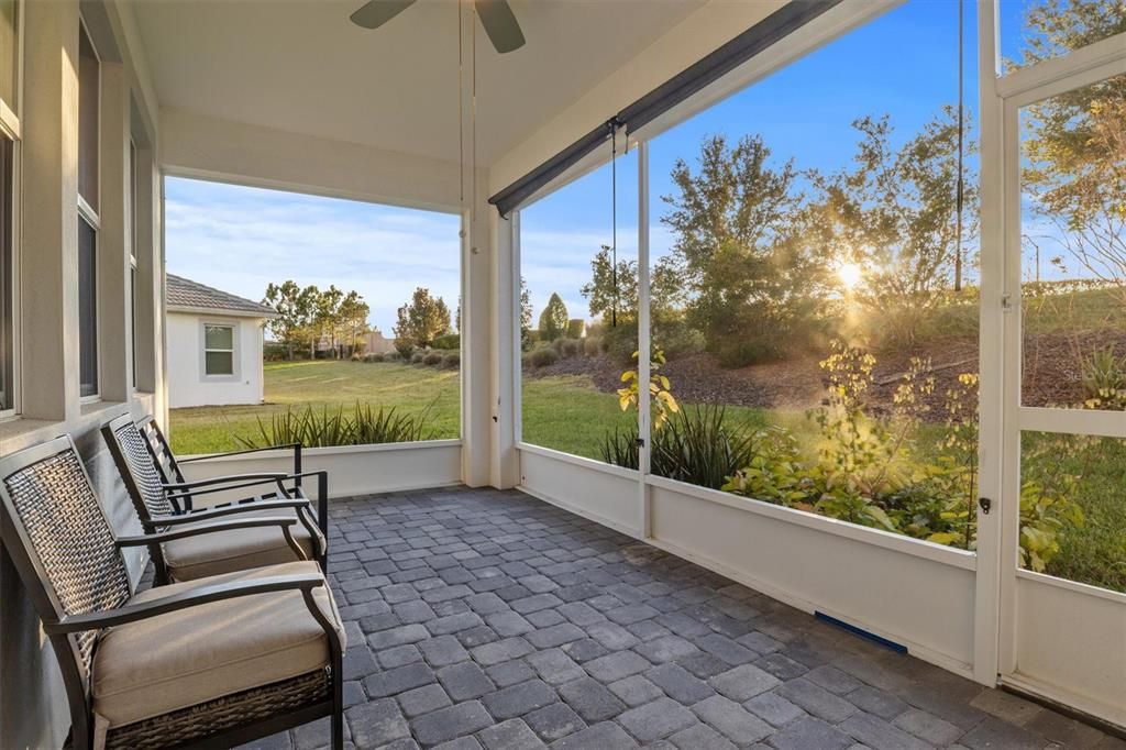 For Sale: $530,000 (5 beds, 4 baths, 3809 Square Feet)