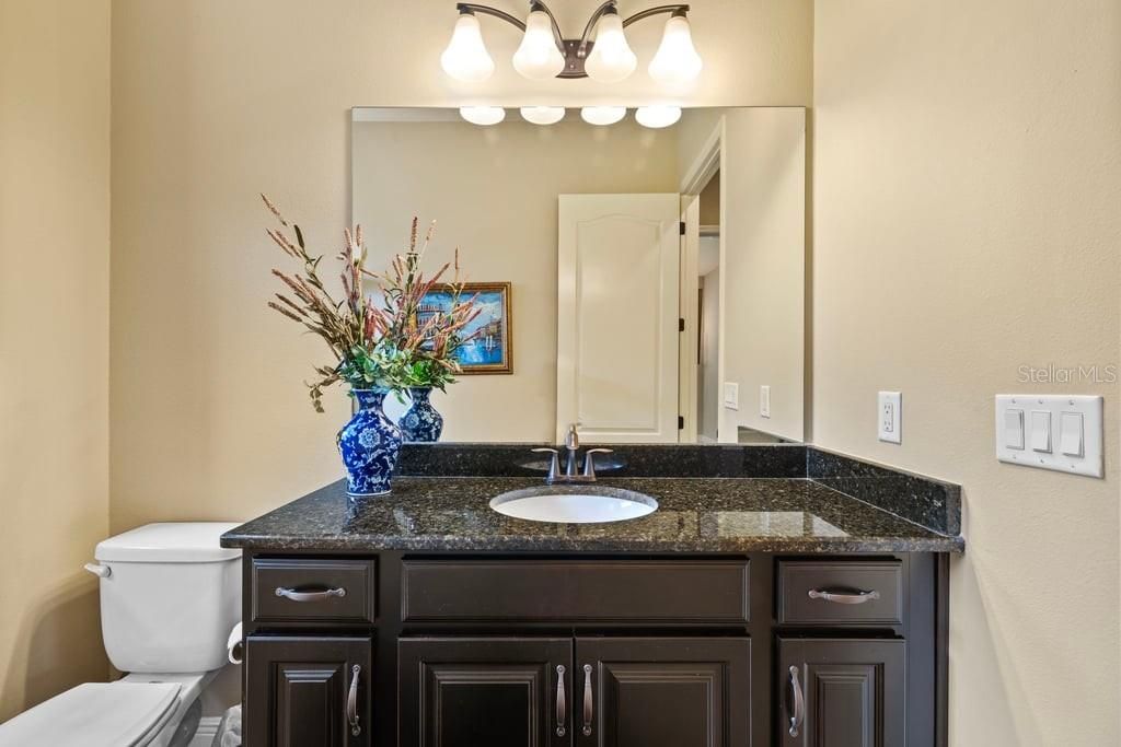 待售: $965,000 (6 贝兹, 4 浴室, 4828 平方英尺)