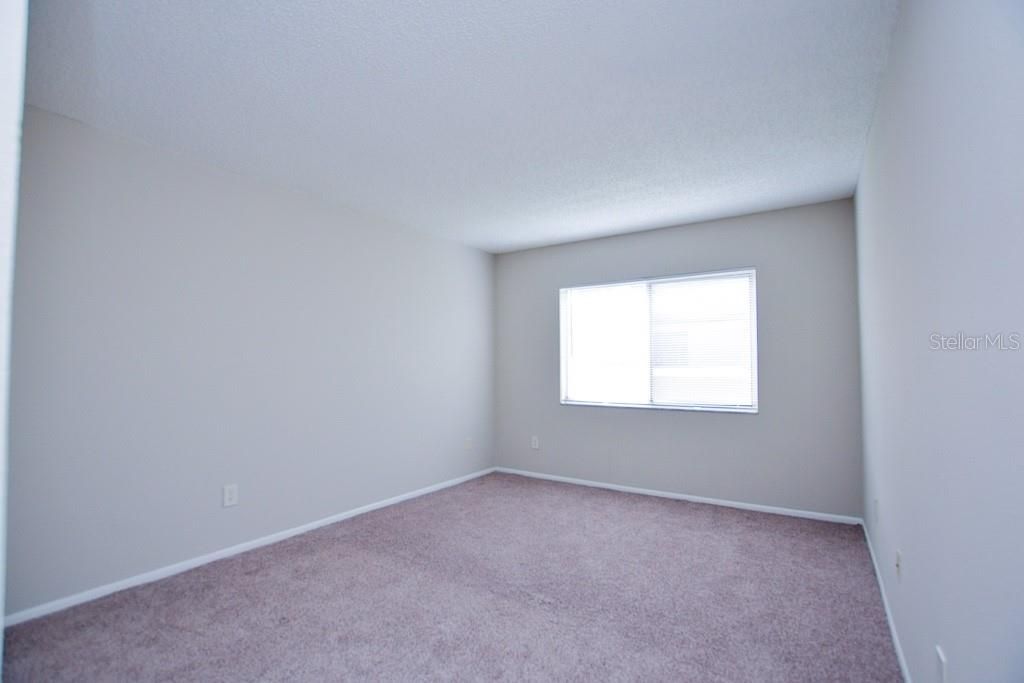 待售: $130,000 (2 贝兹, 2 浴室, 1126 平方英尺)