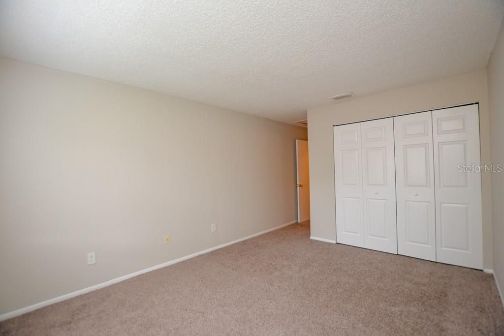 待售: $130,000 (2 贝兹, 2 浴室, 1126 平方英尺)