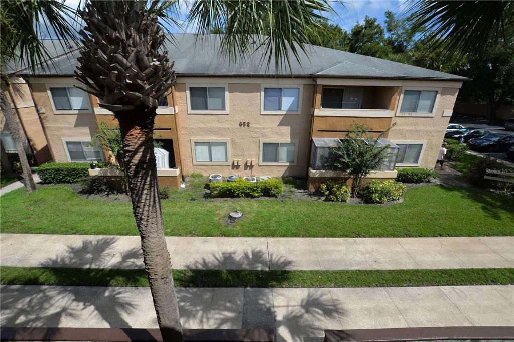 待售: $130,000 (2 贝兹, 2 浴室, 1126 平方英尺)