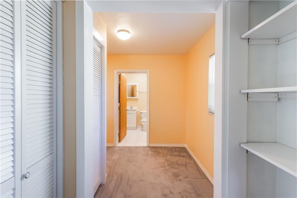 待售: $219,000 (2 贝兹, 2 浴室, 1420 平方英尺)