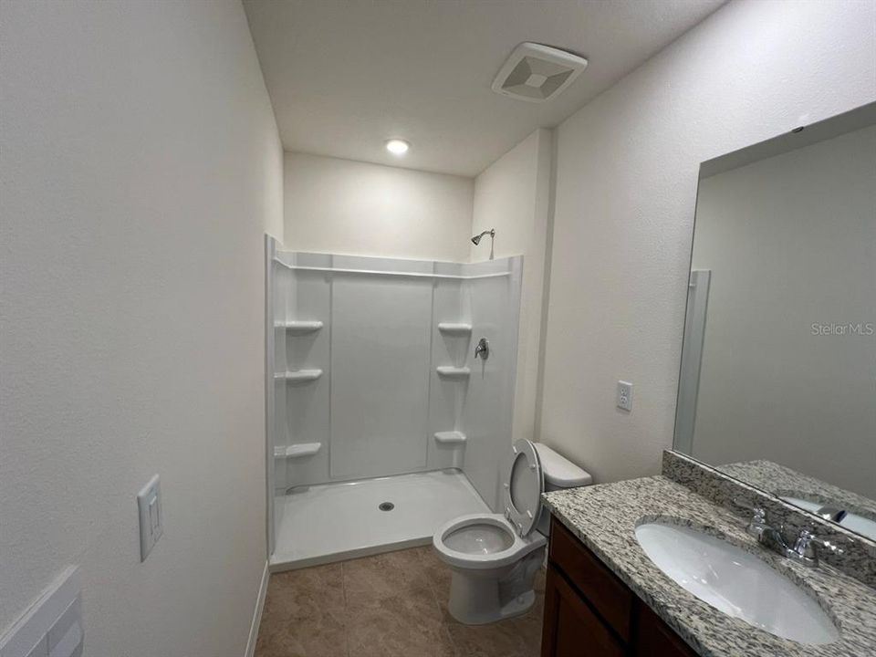 For Rent: $2,000 (3 beds, 2 baths, 1463 Square Feet)