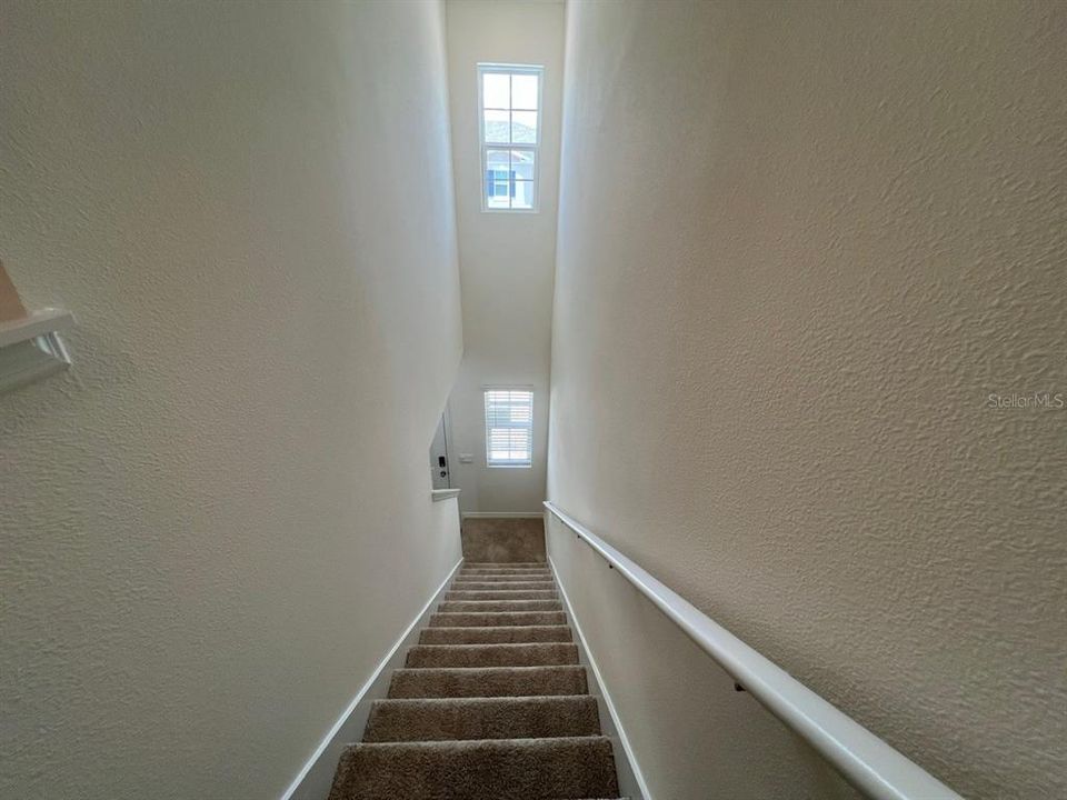 For Rent: $2,000 (3 beds, 2 baths, 1463 Square Feet)