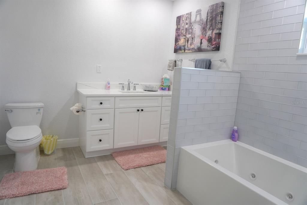 For Rent: $5,200 (3 beds, 2 baths, 2505 Square Feet)