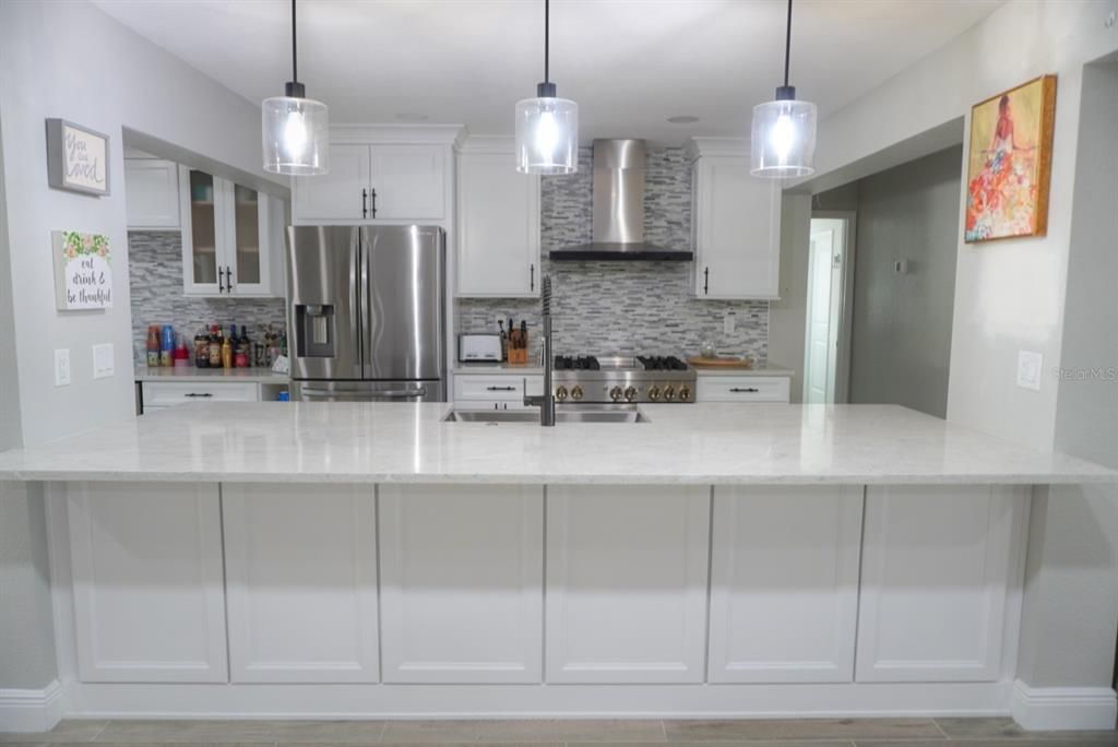 For Rent: $5,200 (3 beds, 2 baths, 2505 Square Feet)