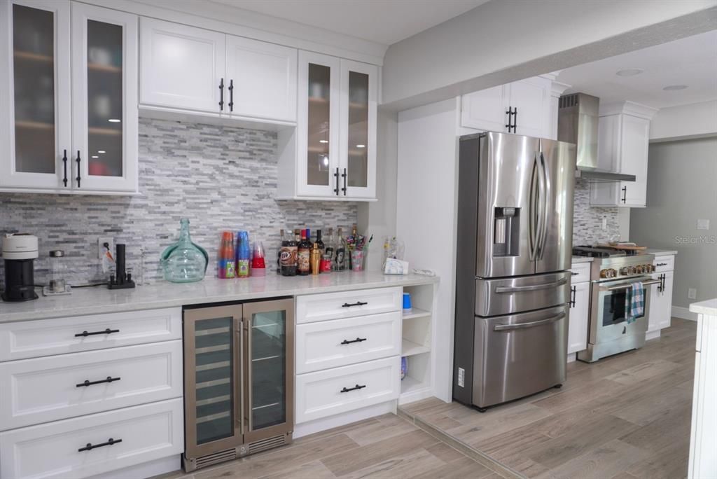 For Rent: $5,200 (3 beds, 2 baths, 2505 Square Feet)